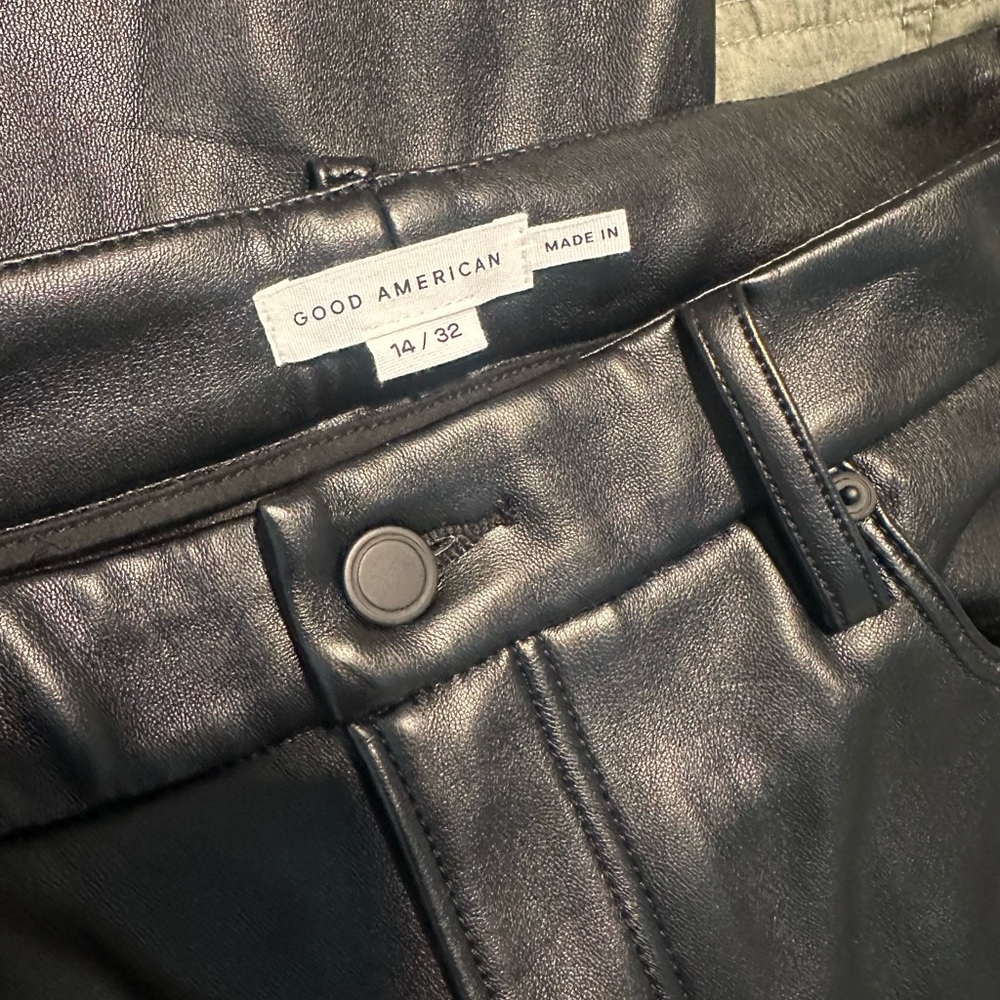 Good American Black Faux-leather pants. NWOT size 14